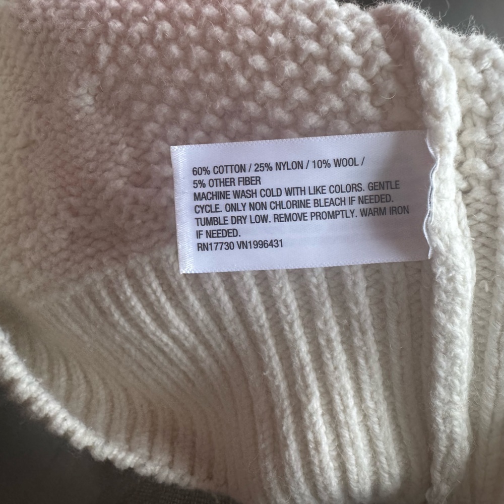 Universal Thread Crewneck Cable Knit Pullover Swe… - image 5